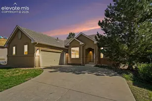 15843 Bridle Ridge Dr, Monument, CO 80132 - Photo 2