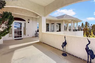 449 S Siesta Ln, Pueblo, CO 81007 - Photo 2