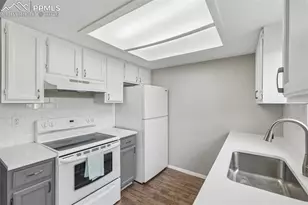 3027 Starlight Cir, Colorado Springs, CO 80916 - Photo 18