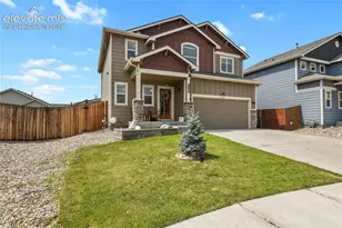 6832 Galpin Dr, Colorado Springs, CO 80925 - Photo 2