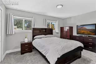 3905 Colony Hills Cir, Colorado Springs, CO 80916 - Photo 8