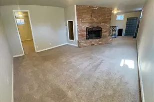 2102 Mt Vernon St, Colorado Springs, CO 80909 - Photo 32