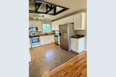 2102 Mount Vernon Street, Colorado Springs, CO 80909 - Photo 8