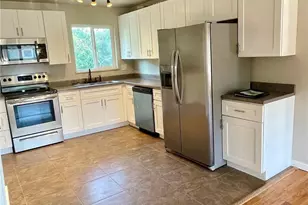 2102 Mt Vernon St, Colorado Springs, CO 80909 - Photo 8