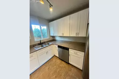 2102 Mount Vernon Street, Colorado Springs, CO 80909 - Photo 10