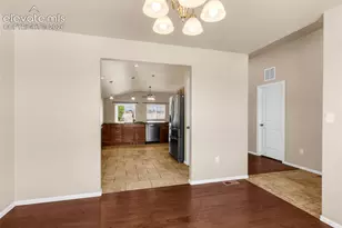 2037 Kingbird Ct, Pueblo, CO 81008 - Photo 6