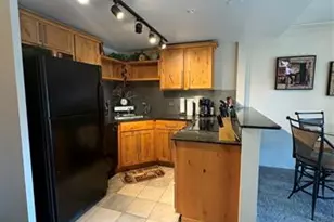 417 E Kiowa St, Colorado Springs, CO 80903 - Photo 2