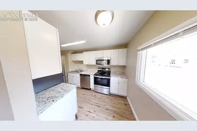 2413 E St Vrain Street, Colorado Springs, CO 80909 - Photo 4