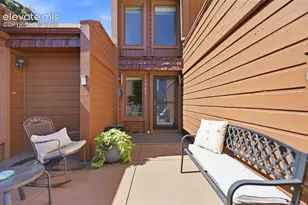 1060 Hill Cir, Colorado Springs, CO 80904 - Photo 6