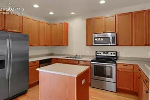 2424 Gilpin Ave, Colorado Springs, CO 80910 - Photo 8