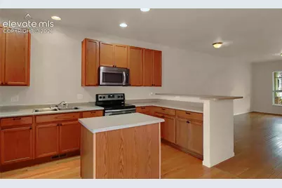2424 Gilpin Avenue, Colorado Springs, CO 80910 - Photo 6