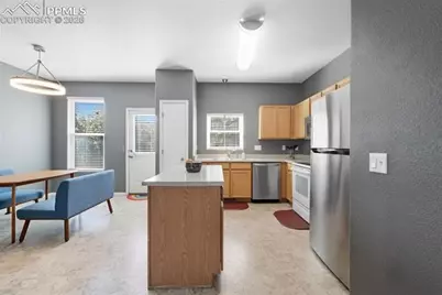 2711 Brooksedge View, Colorado Springs, CO 80910 - Photo 6