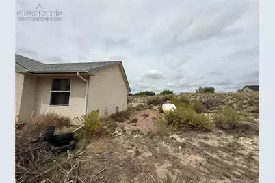 193 W Legend Drive, Pueblo West, CO 81007 - Photo 4