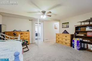 1401 Bates Dr, Colorado Springs, CO 80909 - Photo 32