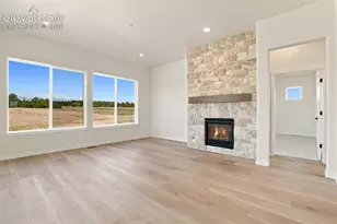 10424 Aspen Valley Dr, Colorado Springs, CO 80908 - Photo 22