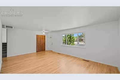 2406 N Circle Drive, Colorado Springs, CO 80909 - Photo 8