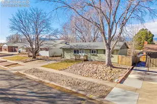 1522 Wynkoop Dr, Colorado Springs, CO 80909 - Photo 2