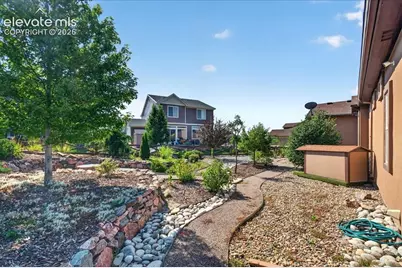7215 Rim Bluff Lane, Colorado Springs, CO 80927 - Photo 28