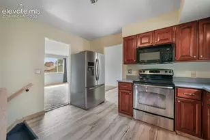 5090 Flintridge Dr, Colorado Springs, CO 80918 - Photo 16