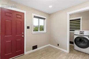 405 Wilhelmia Ave, Colorado Springs, CO 80904 - Photo 14