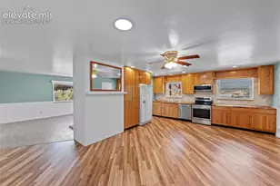 626 Pioneer Ln, Colorado Springs, CO 80904 - Photo 6
