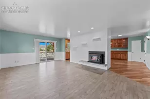 626 Pioneer Ln, Colorado Springs, CO 80904 - Photo 10