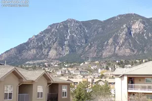 605 Cougar Bluff Point, Colorado Springs, CO 80906 - Photo 8