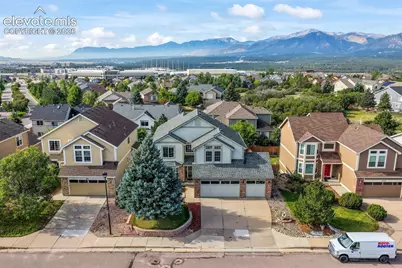 324 Fox Run Circle, Colorado Springs, CO 80921 - Photo 2