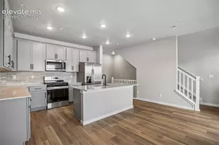 1133 Babette Hts, Colorado Springs, CO 80904 - Photo 4