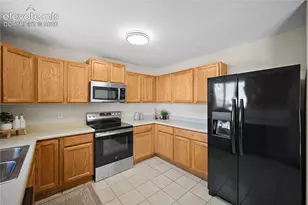 57 W Bonanza Dr, Pueblo, CO 81007 - Photo 2