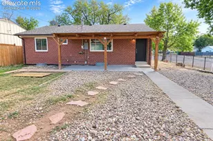 2606 E Bijou St, Colorado Springs, CO 80909 - Photo 2