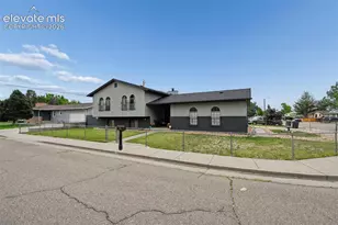36 Wheatridge Dr, Pueblo, CO 81005 - Photo 16