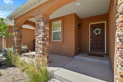 10762 Forest Creek Drive, Colorado Springs, CO 80908 - Photo 4