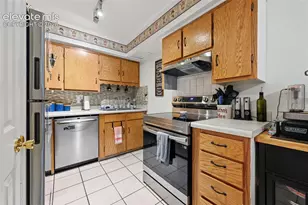 1131 Willow Bend Cir, Colorado Springs, CO 80918 - Photo 2