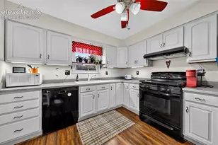 3165 Sapporo Pl, Colorado Springs, CO 80918 - Photo 6
