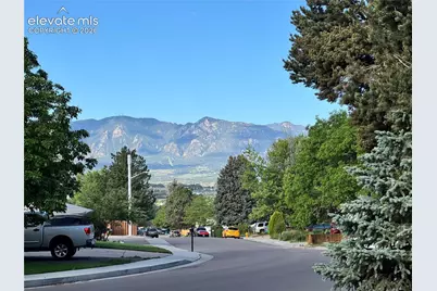 4224 Whittier Drive, Colorado Springs, CO 80910 - Photo 2