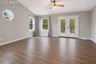31 Wallace Dr, Florissant, CO 80816 - Photo 20