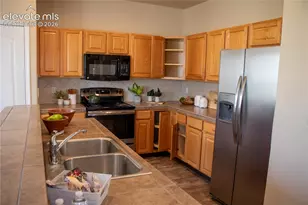 16217 Windsor Creek Dr, Monument, CO 80132 - Photo 6