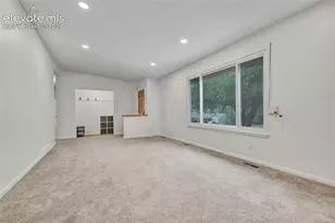 609 Crestridge Ave, Colorado Springs, CO 80906 - Photo 8