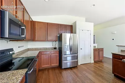 7384 Bonterra Lane, Colorado Springs, CO 80925 - Photo 4