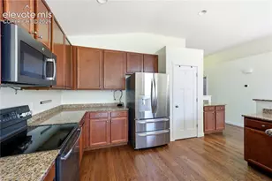 7384 Bonterra Ln, Colorado Springs, CO 80925 - Photo 4