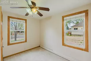 2219 Hagerman St, Colorado Springs, CO 80904 - Photo 16