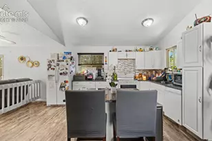 3433 Hunterwood Dr, Colorado Springs, CO 80916 - Photo 10