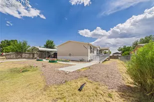 1047 S Saddlerock Dr, Pueblo West, CO 81007 - Photo 40