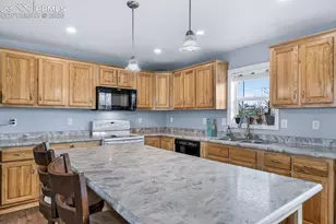 736 Indiana Ave, Limon, CO 80828 - Photo 10