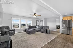 736 Indiana Ave, Limon, CO 80828 - Photo 6