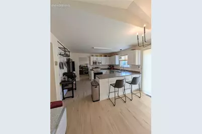 4660 Skylark Road, Colorado Springs, CO 80916 - Photo 6