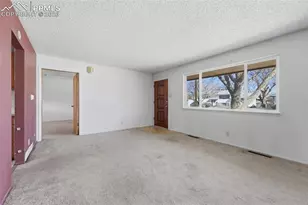 2609 Ridgewood Ln, Pueblo, CO 81005 - Photo 6