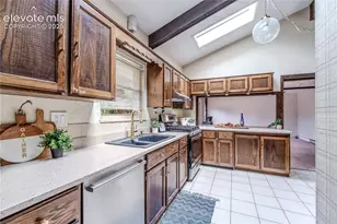 5233 Cambria Dr, Colorado Springs, CO 80918 - Photo 10