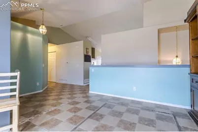 2925 Mule Shoe Drive, Colorado Springs, CO 80922 - Photo 6